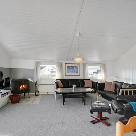 בית נופש Gritt - 400m From The Sea By Interhome